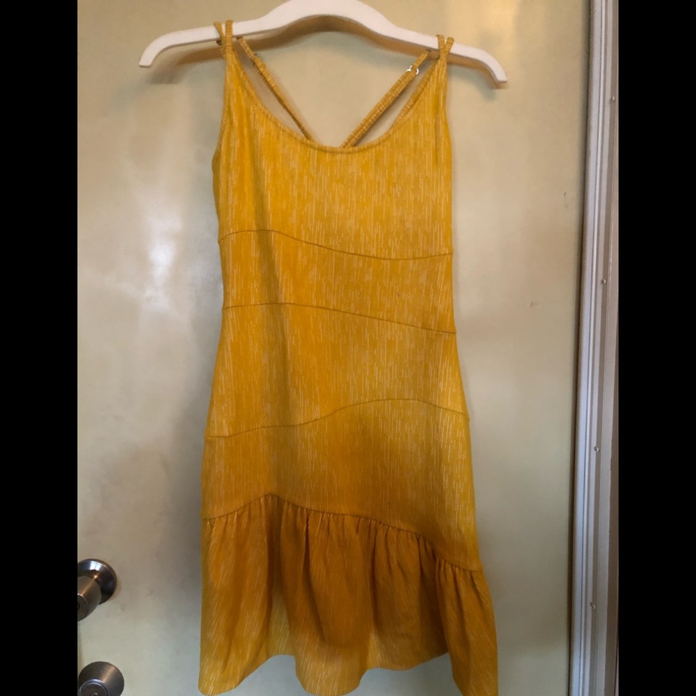Yellow dress